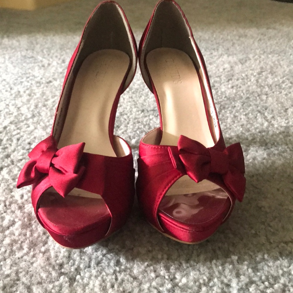 Red Bow high heels -Davids Bridal